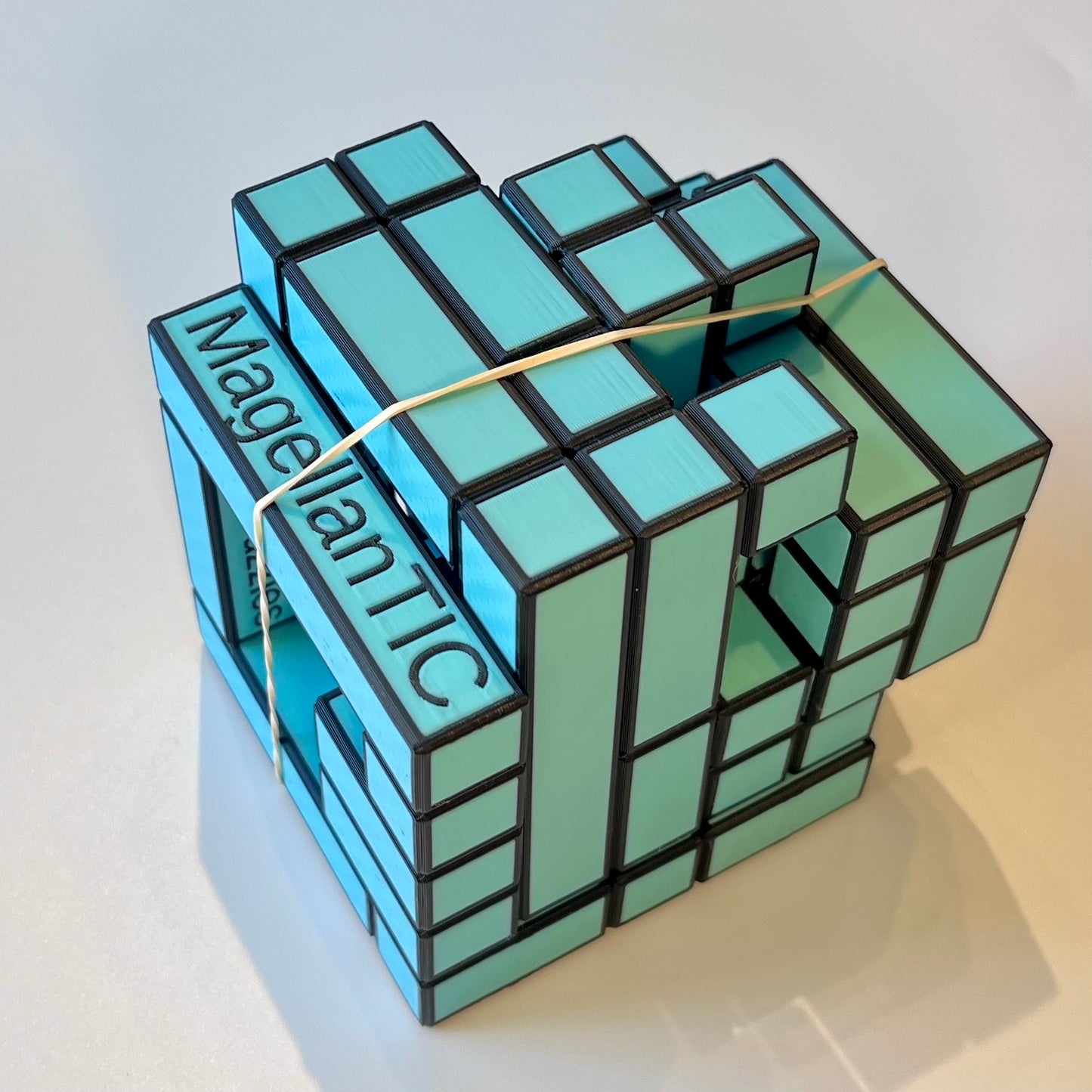 MagellanTIC - 3D Premium Multi-Color Cube Puzzle